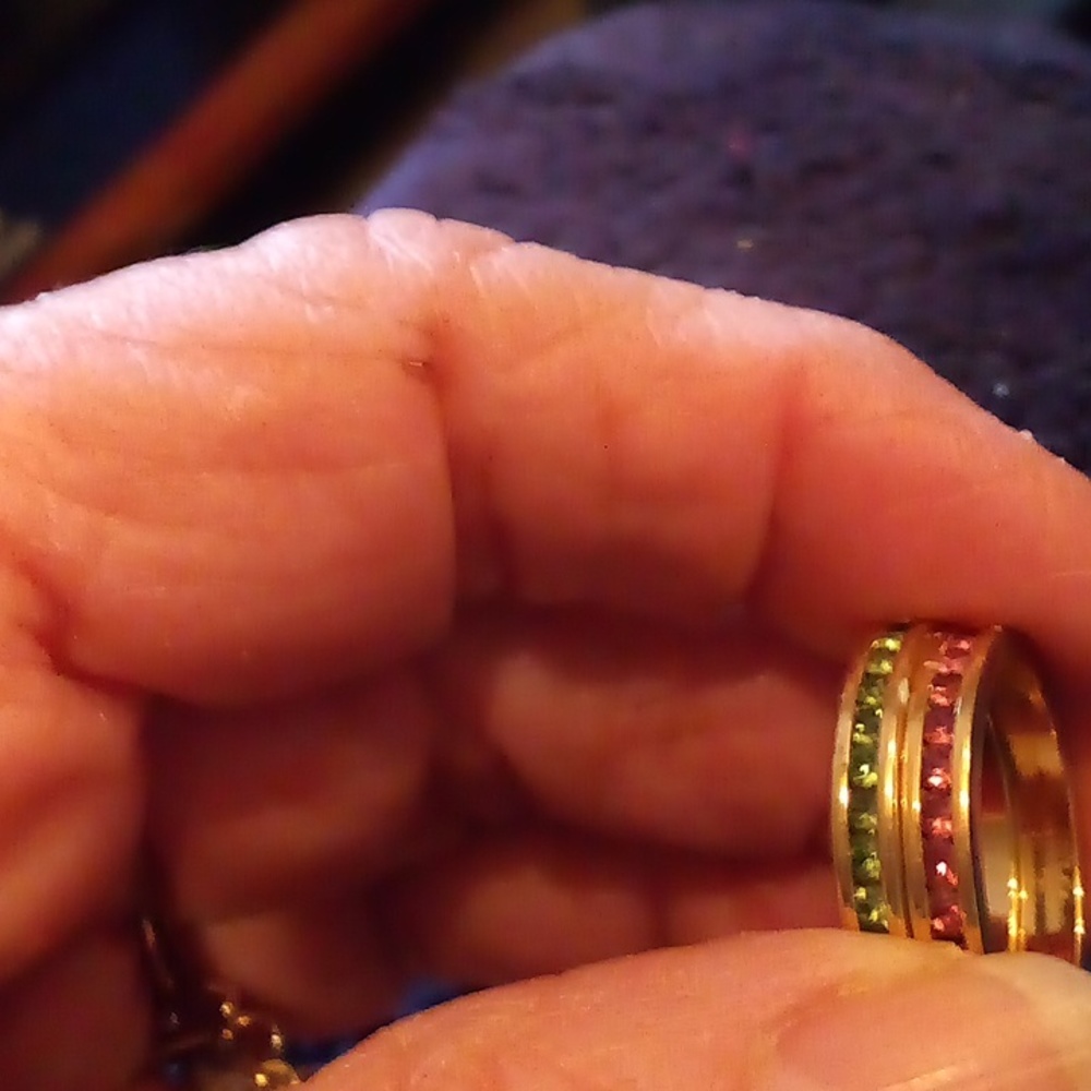 2 Joan Rivers Gold Stackable Rings - image 3